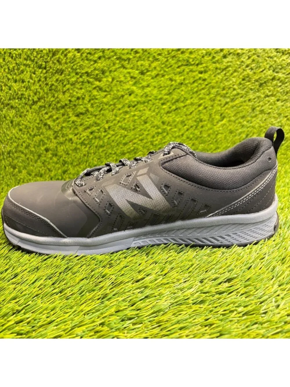 New Balance 412v1 Mens Size 10.5EE Black Alloy Toe Safety Work Shoes Sneakers